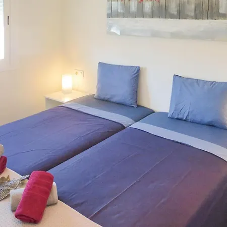 2 Bedroom Cozy In Апартаменти *