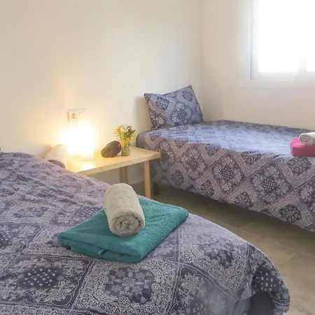 2 Bedroom Cozy In *