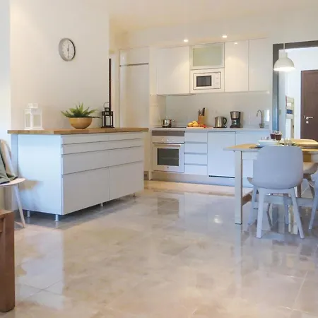 Awesome In With Kitchen